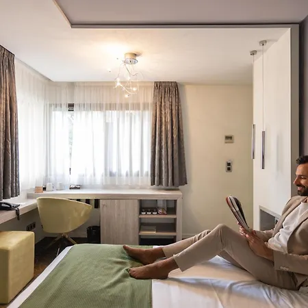 Cezanne Hotel-2